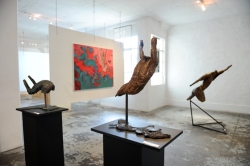 Further - exhibition of bronze sculptures and paintings