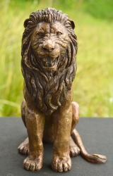 Sitting Lion - Maquette