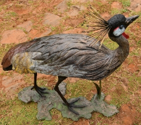 Dance - Crowned crane pair - life-sized