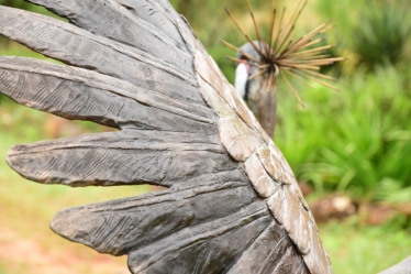 Dance - Crowned crane pair - life-sized