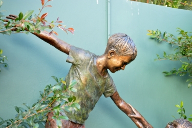 Helping hands - Boys climbing 