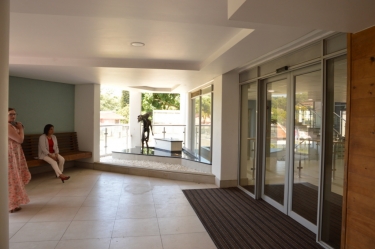 Cane Cutter monument - Victoria Hospital