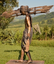 Cane Cutter monument - Victoria Hospital