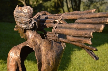 Cane Cutter monument - Victoria Hospital