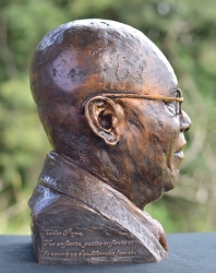 Portrait bust of Florentin Mangenda Mukoko
