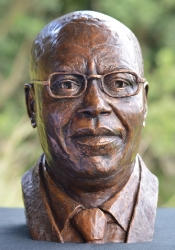 Portrait bust of Florentin Mangenda Mukoko