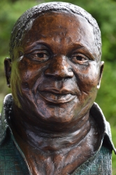 Portrait bust of the late Vusimuzi Theophilus Dube