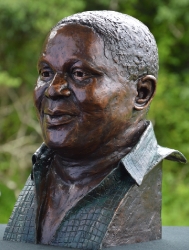 Portrait bust of the late Vusimuzi Theophilus Dube