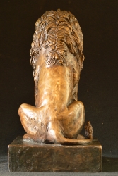 Hilton Lion Maquette